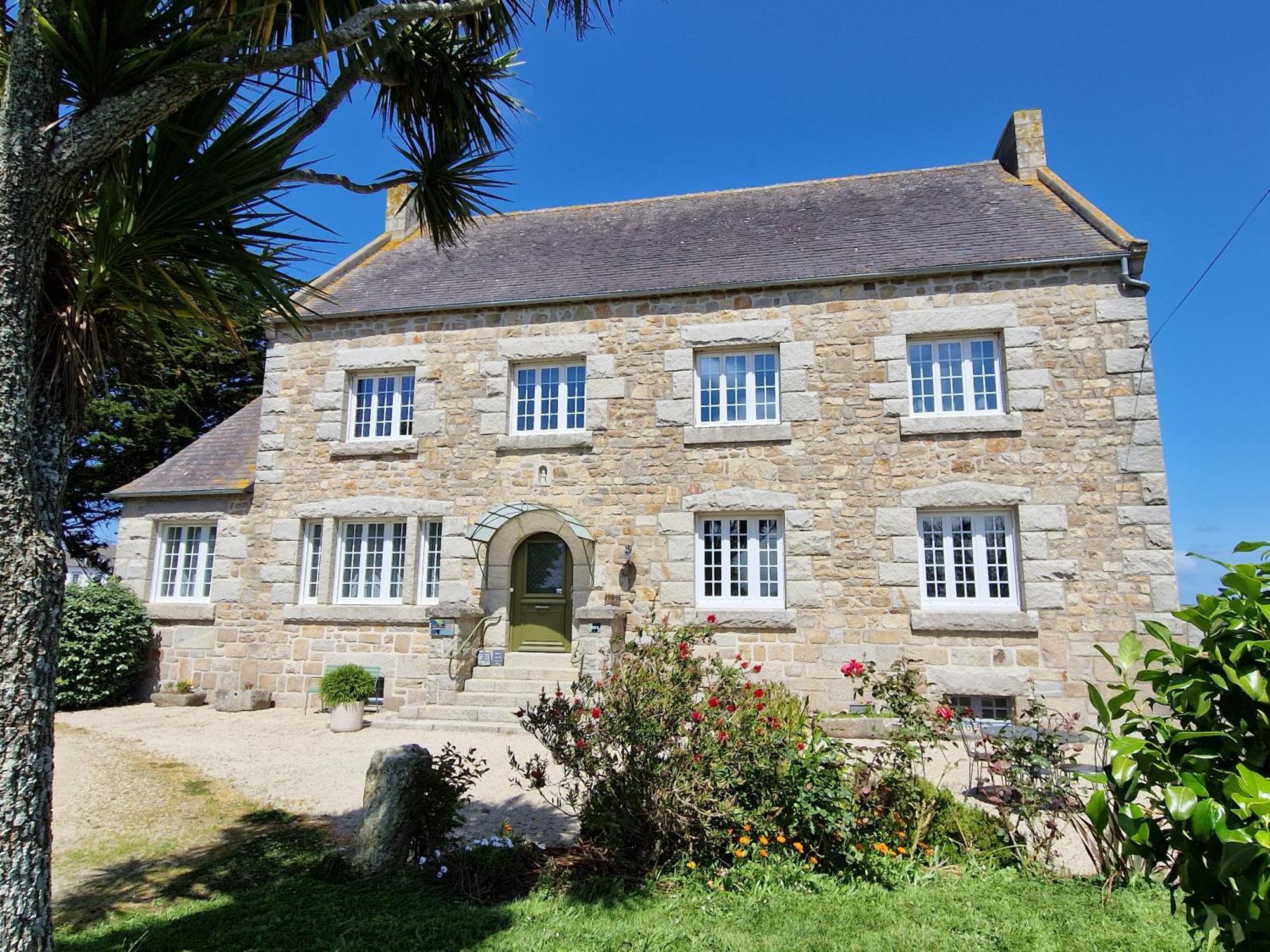 Entre Terre Et Mer Plougoulm Exterior photo